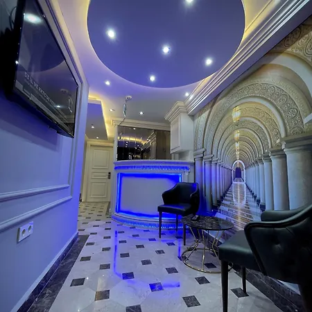 Hotel Crowned Istanboel