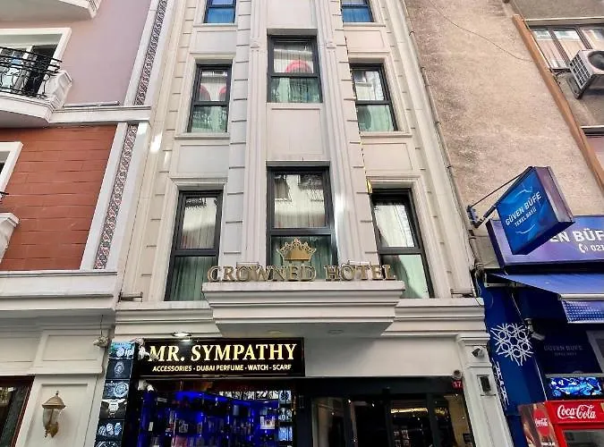 Crowned Hotel