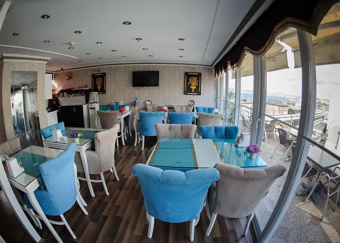 Hotel Crowned Istanbul