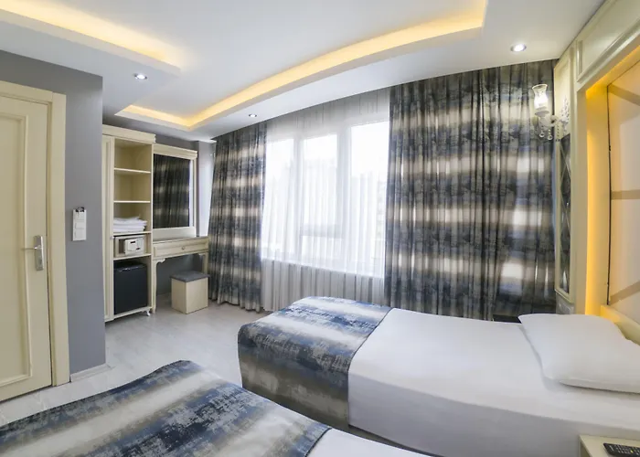 Crowned Hotel Istanbul